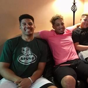 Meet your Posher, Christian